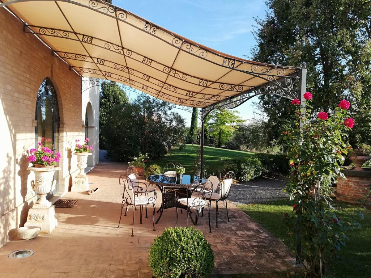 Villa La Valiana - Full Estate In Montepulciano - Heated Pool 발리아노 외부 사진
