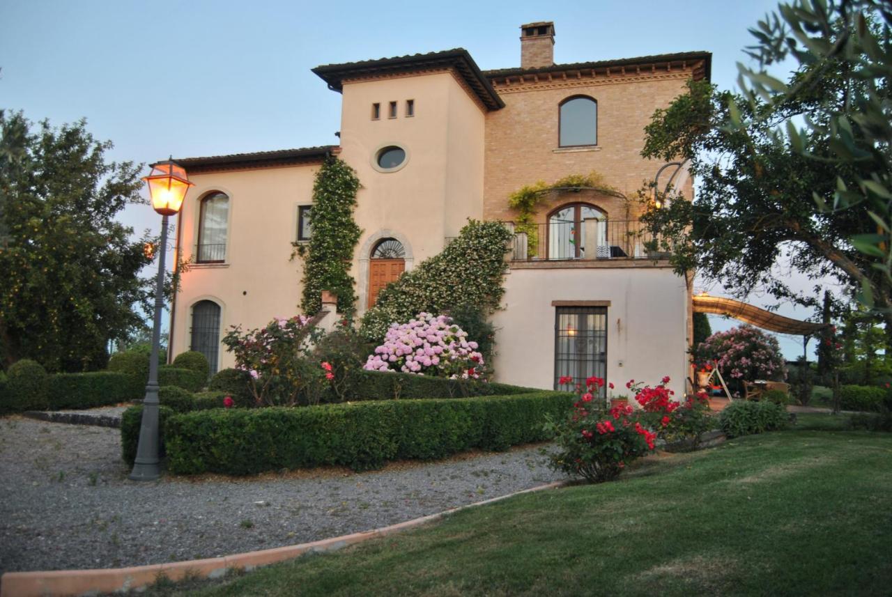 Villa La Valiana - Full Estate In Montepulciano - Heated Pool 발리아노 외부 사진