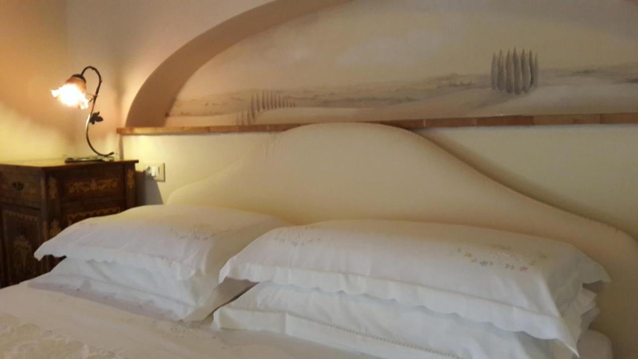 Villa La Valiana - Full Estate In Montepulciano - Heated Pool 발리아노 객실 사진