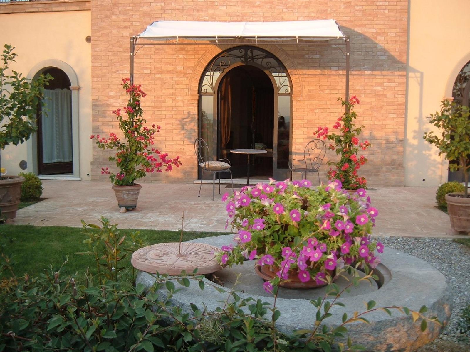 Villa La Valiana - Full Estate In Montepulciano - Heated Pool 발리아노 객실 사진